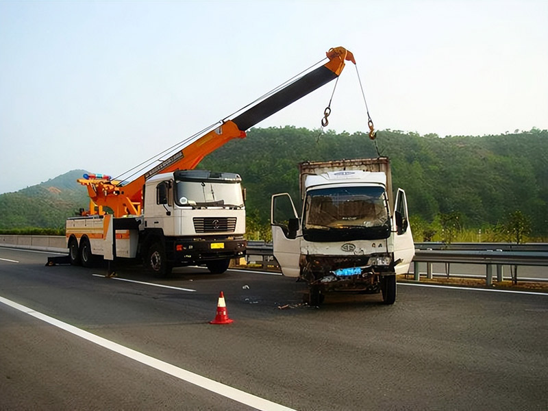 北京—拉萨高速公路汽车救援